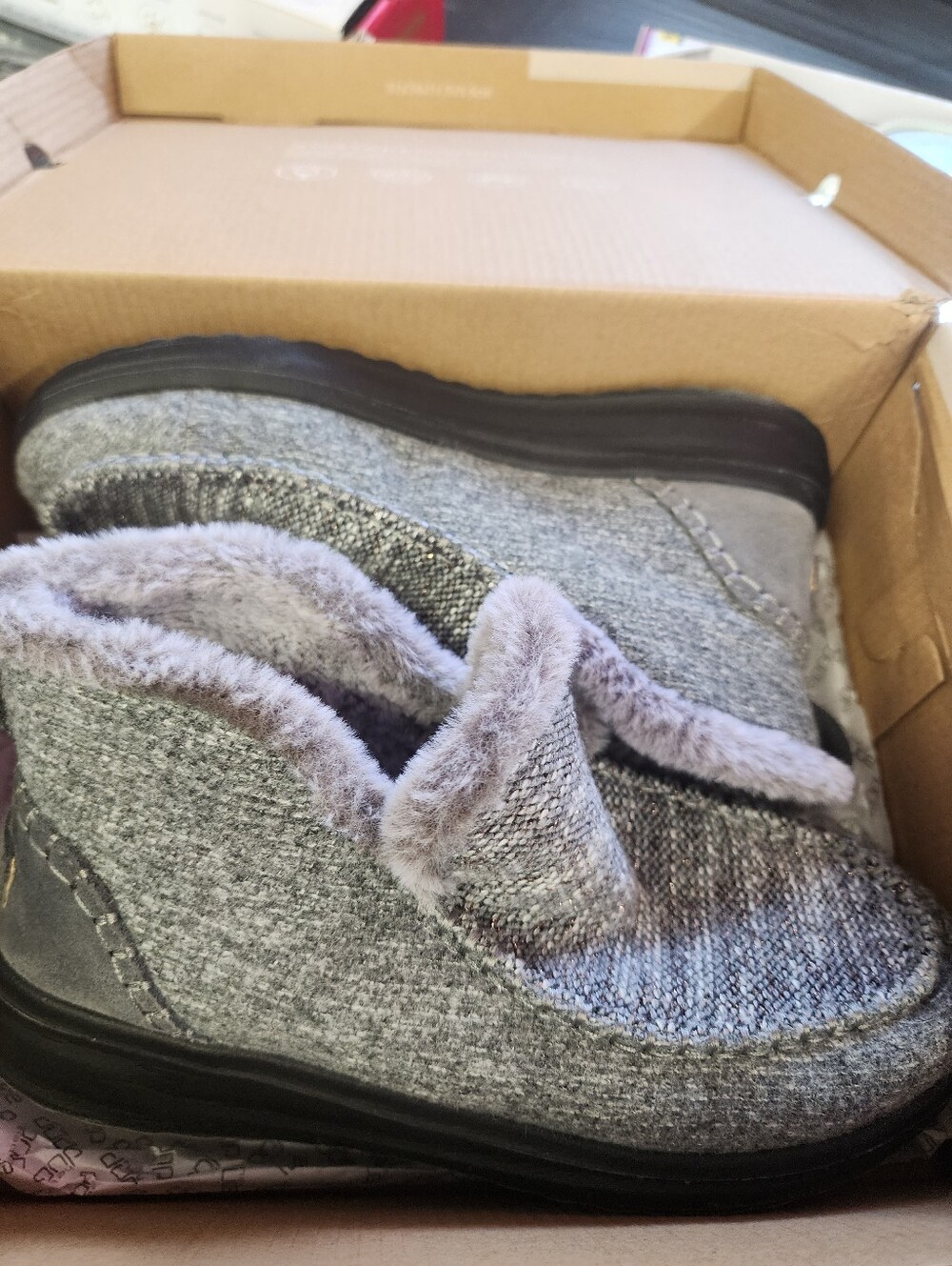 Hey Dude Grey Knit Faux-Fur Lined Ankle Booties